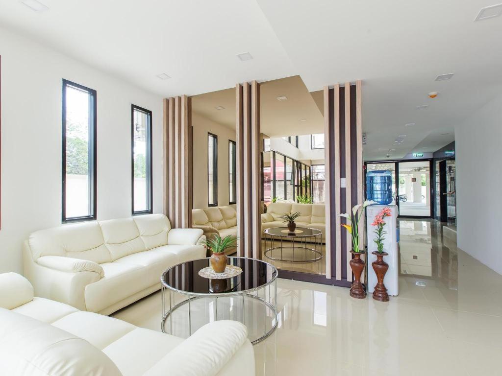 B2 Ubon Premier Hotel Ubon Ratchathani Zewnętrze zdjęcie